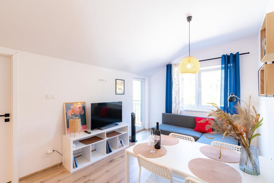 PIĘKNY KLIF Apartament 7 min do Morza TARAS na dachu z widokiem na Las Apartment in Pomeranian Voivodeship