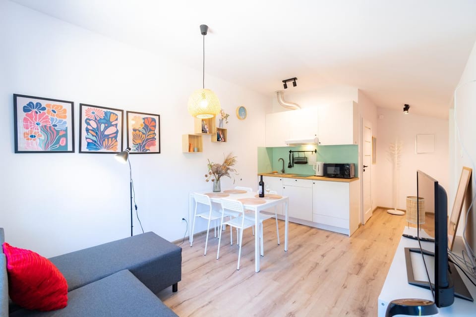 PIĘKNY KLIF Apartament 7 min do Morza TARAS na dachu z widokiem na Las Apartment in Pomeranian Voivodeship
