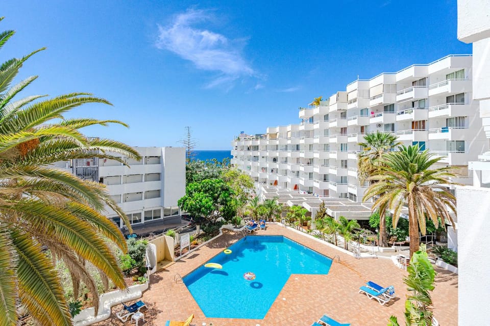 Sea view, Swimming pool