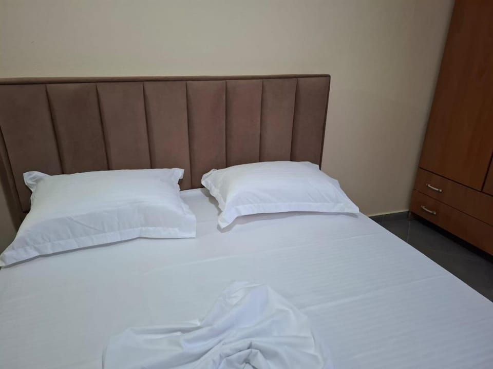Apartament Lungomare Near the Sea Apartment in Vlorë