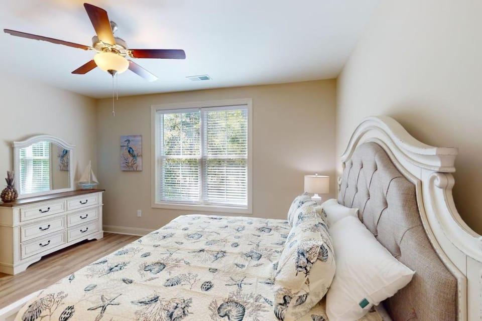 81 Del Ray Drive 2B 3 Bedroom condo with pool close to the Marshwalk Apartment in Murrells Inlet