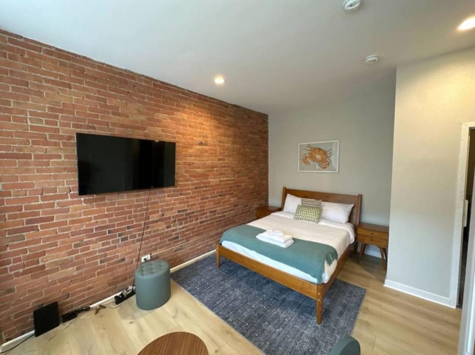 Peaceful Back Bay Studio Apartment in Back Bay