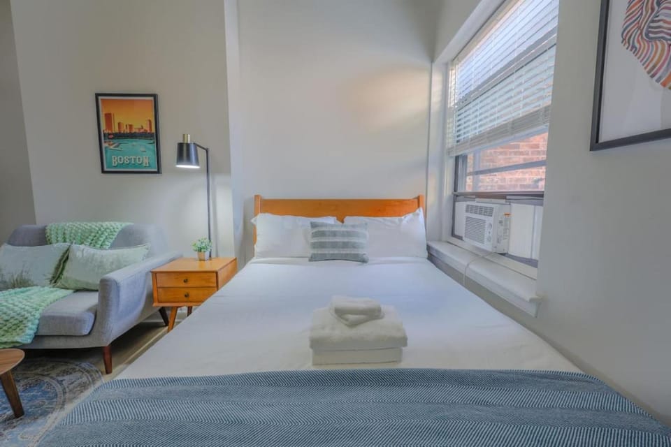 Modern South End Studio Apt Apartment in Back Bay