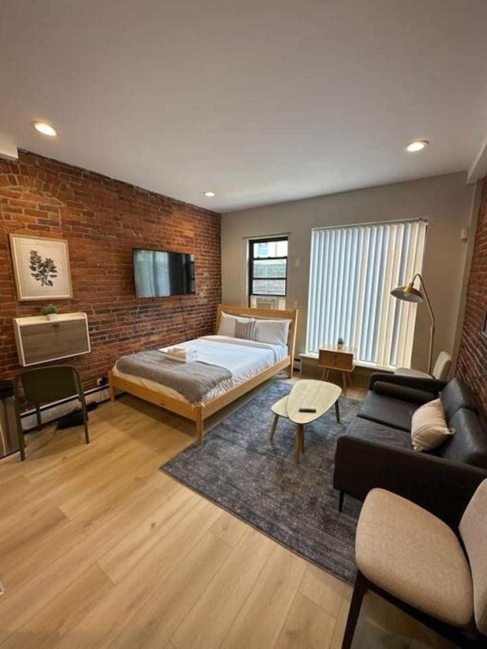 Cozy Central South End Studio Apartment in Back Bay