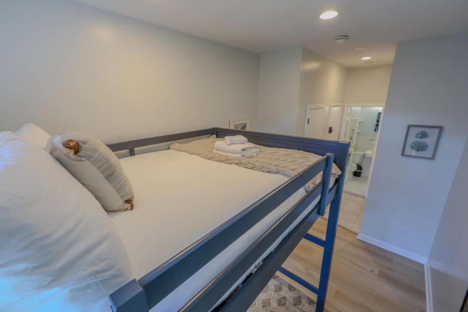 Cozy Studio South End Apartment in Back Bay