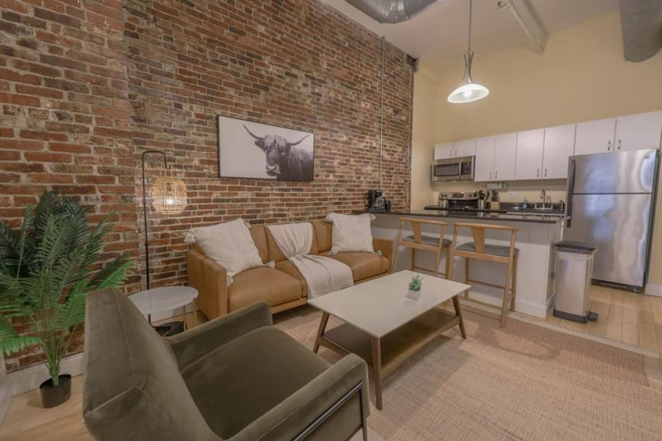 Stylish Exposed Brick 3 Bedroom Apartment in South Boston