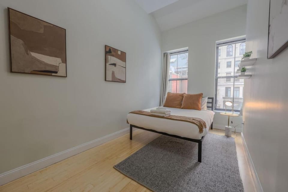Stylish Exposed Brick 3 Bedroom Apartment in South Boston