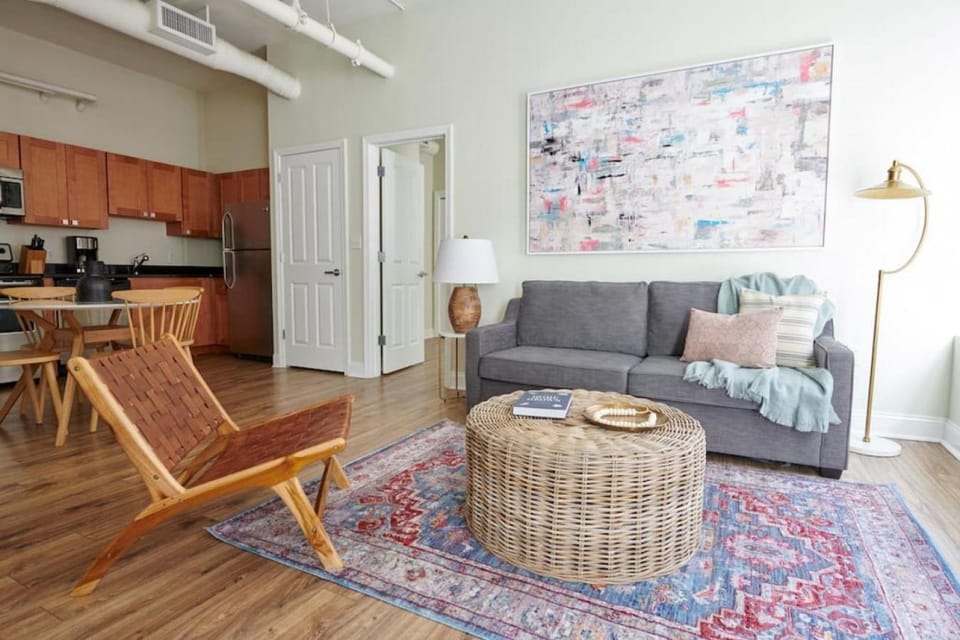 Wonderful FIDI 2br with Keyless Entry Apartment in Boston