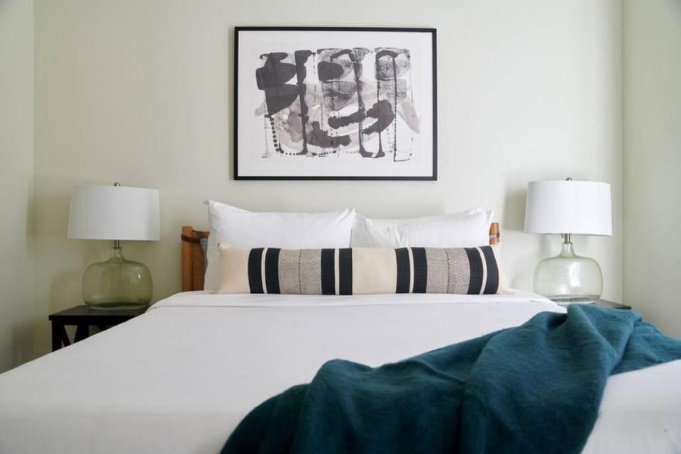 Wonderful FIDI 2br with Keyless Entry Apartment in Boston