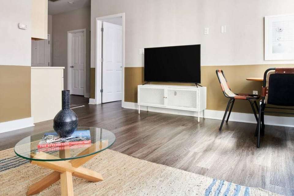 Spacious 1br In Boston FIDI Close to T Apartment in Boston