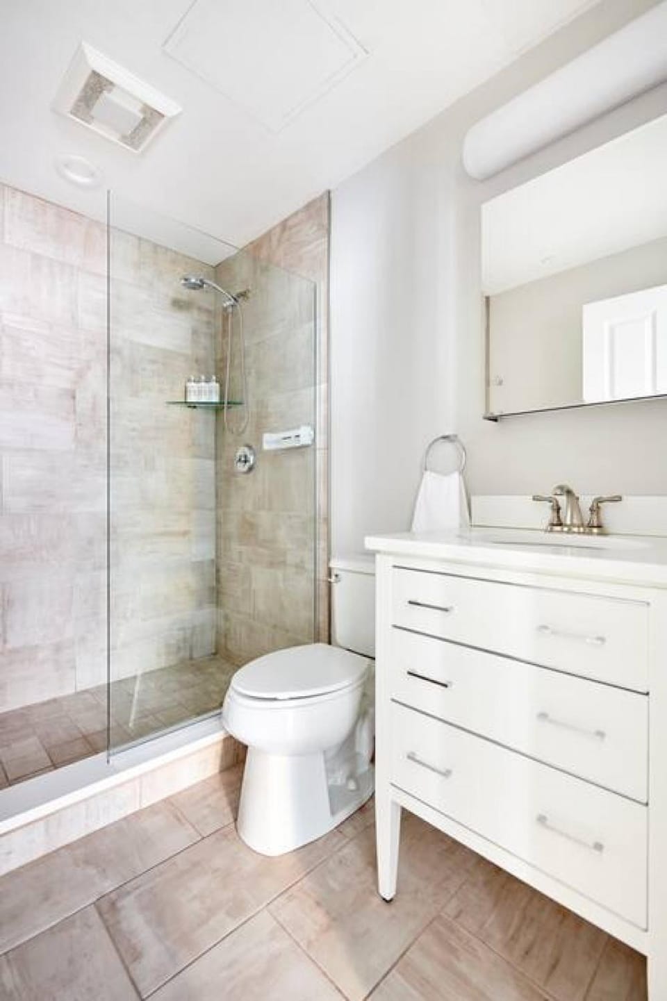 Comfy Financial District 1 Bed with Keyless Entry Apartment in Boston