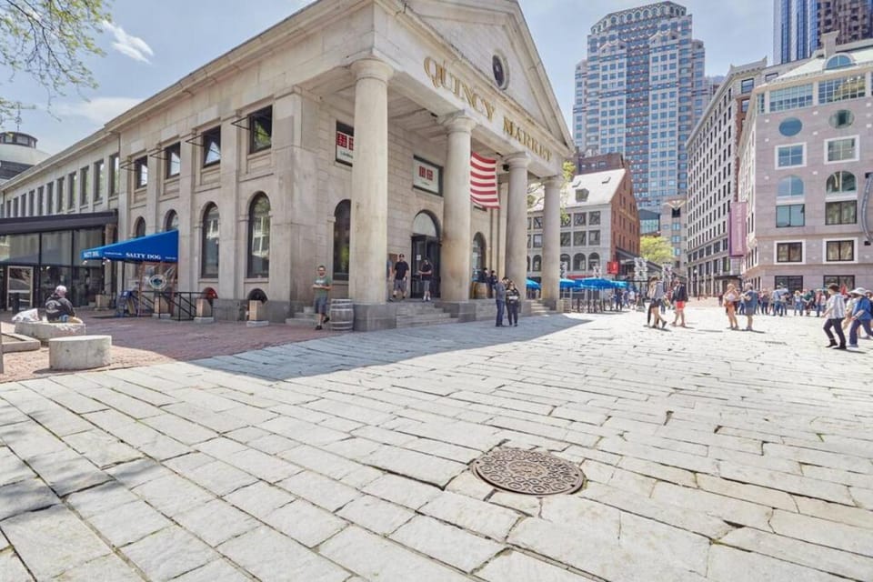 Airy 2BR in Fidi Boston Walk anywhere Apartment in Boston