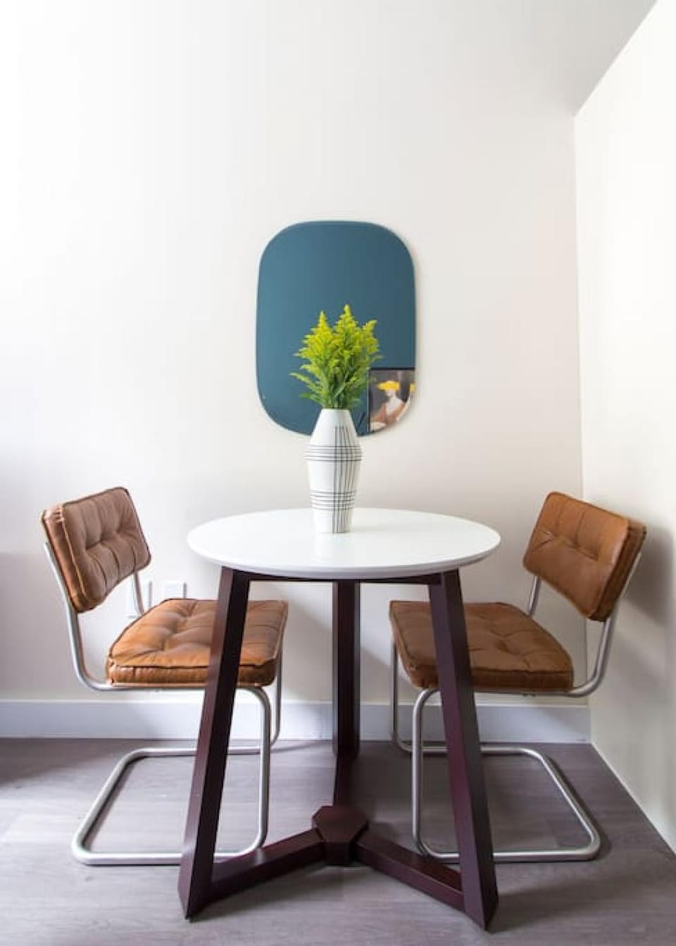 Studio walking distance to MGH and Tufts Medical Apartment in South Boston