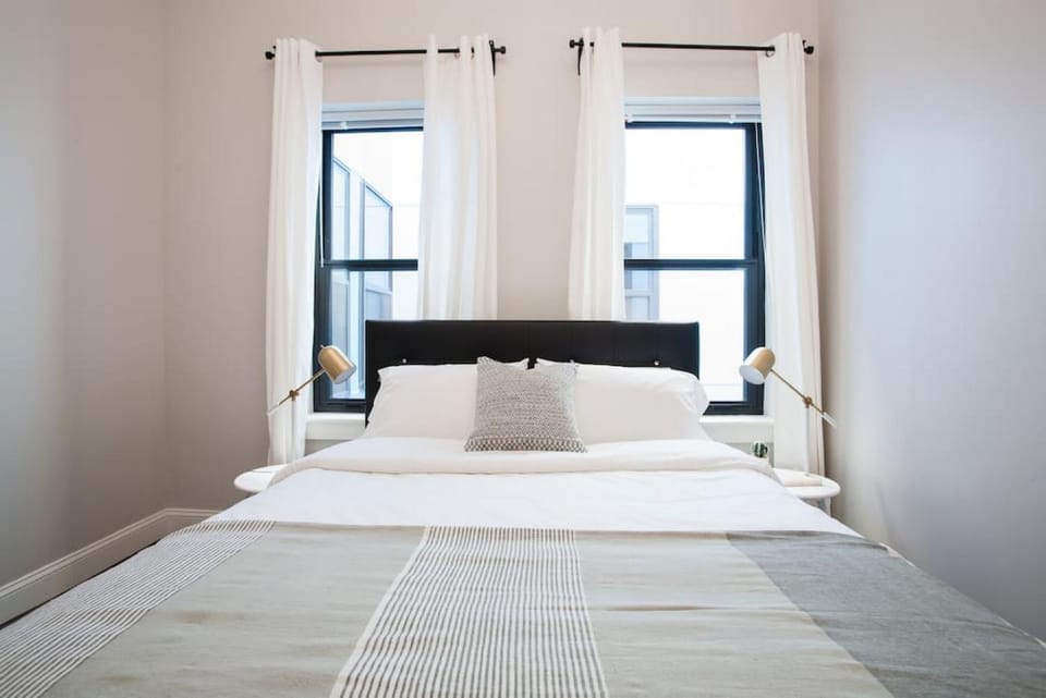 4 bed Loft Steps to Boston Common Beacon Hill Apartment in Beacon Hill