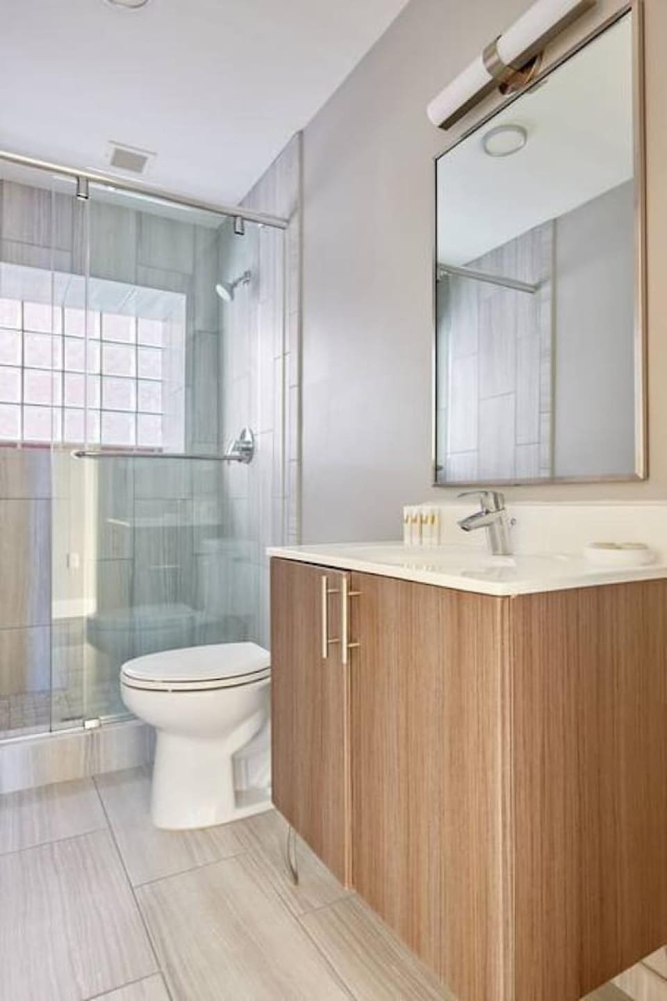 Spacious 4bed Loft Downtown Boston Beacon Hill Apartment in Beacon Hill