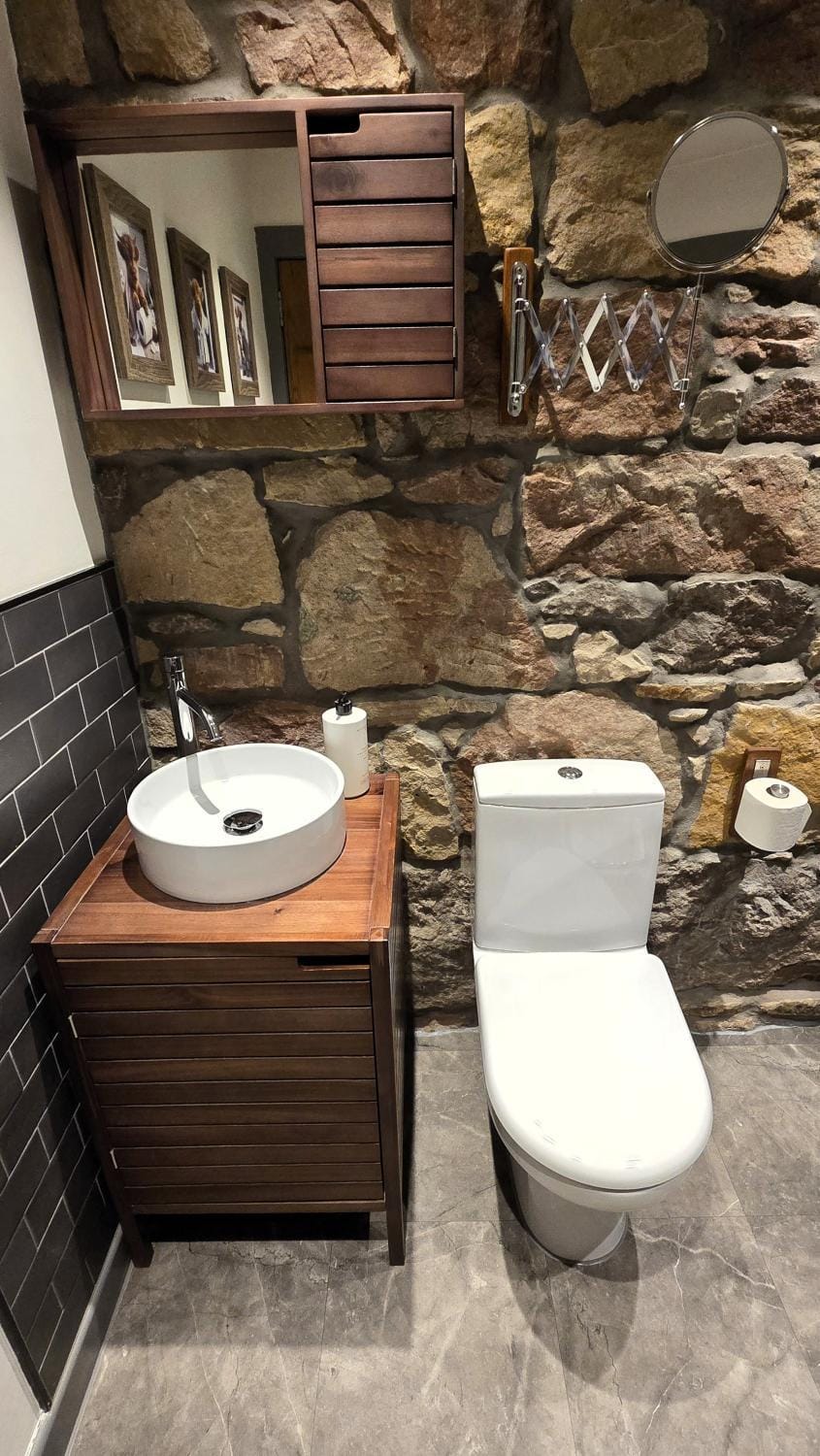 Toilet, Bathroom