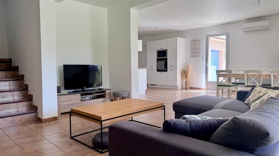 Villa L'orée du bois Provence Villa in Roquebrune-sur-Argens