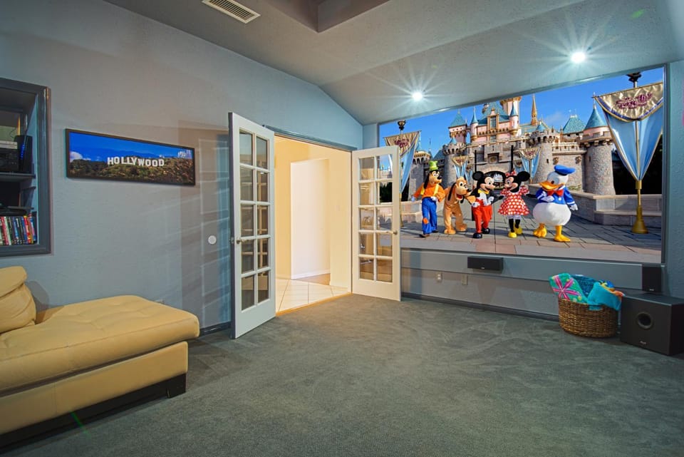 F-13 California Dreamin House in Orange