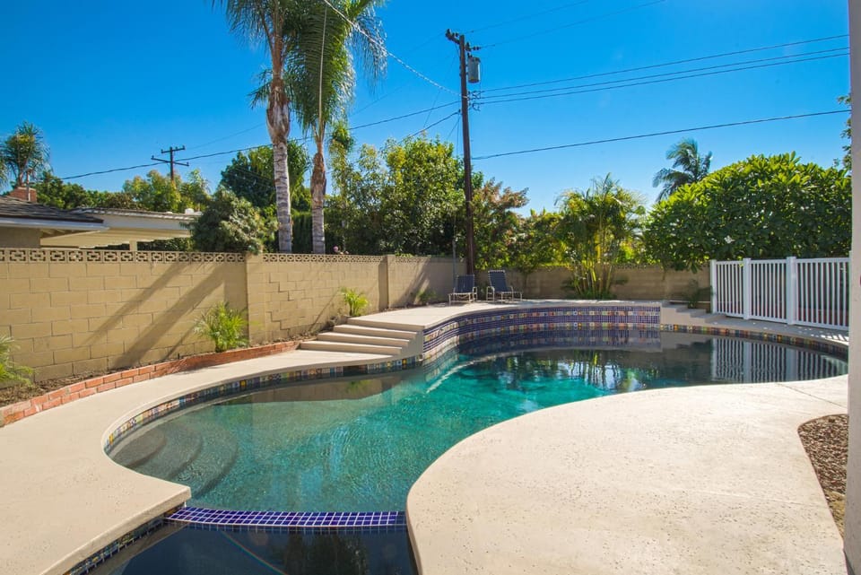 F-16 Pirates Lair House in Anaheim