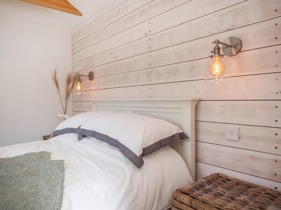 Garden Cottage, Cosy, Private, Short drive to beach House in North Walsham