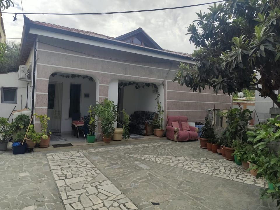 VLORA Residence House in Vlorë