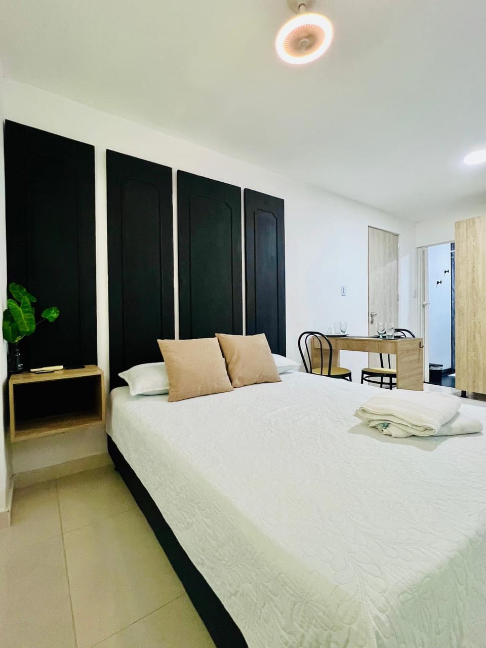 Seating area, Bedroom