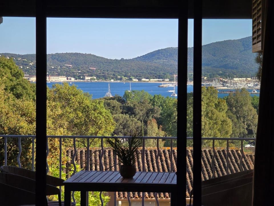 Beautiful Sea View Studio Apartment in Grimaud