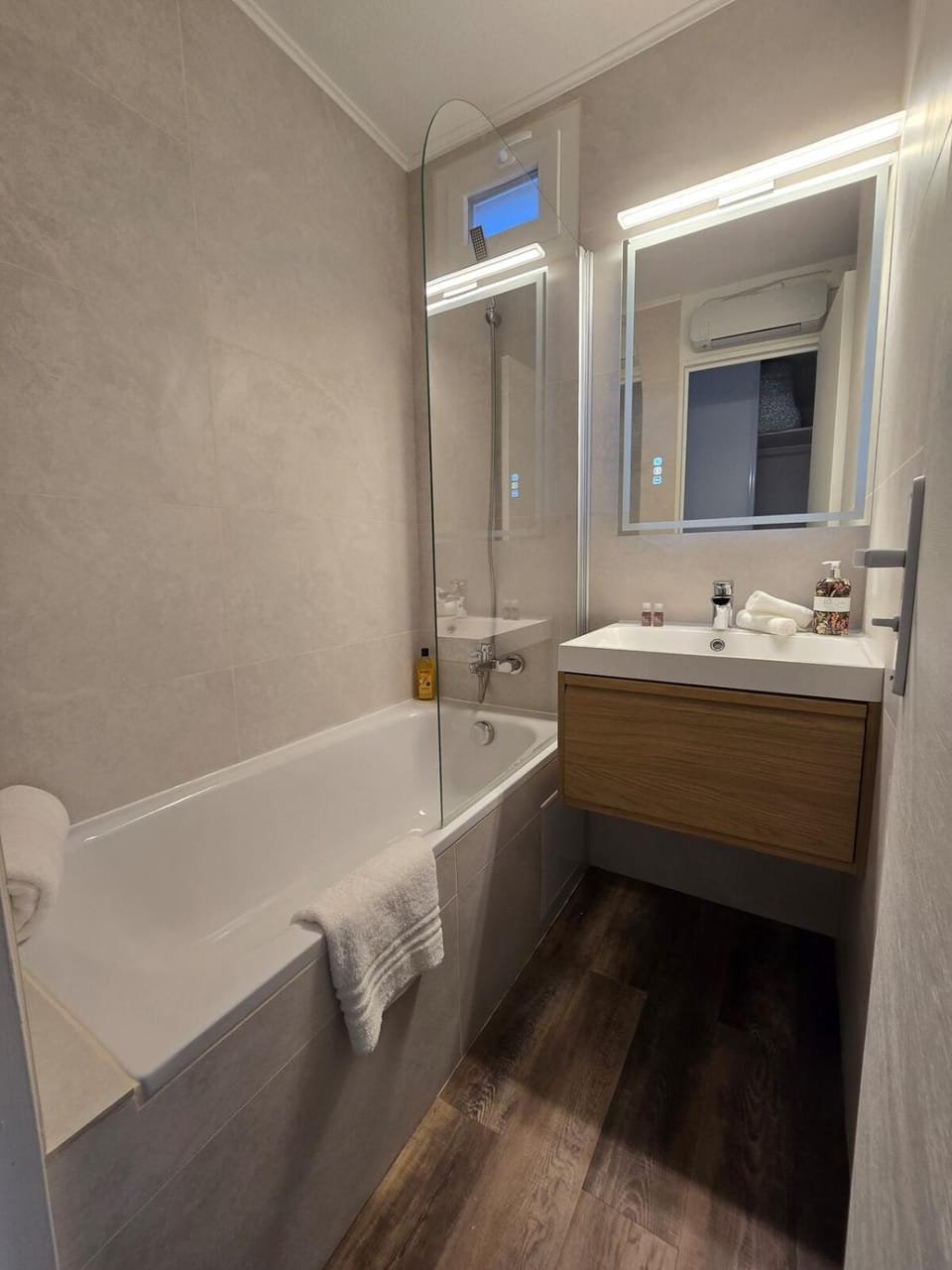 Beautiful Sea View Studio Apartment in Grimaud