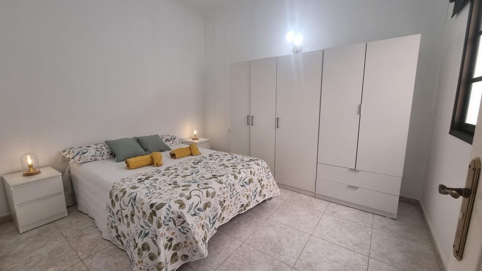 Diadas Home Breeze Apartment in Abona