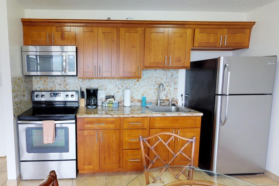 Sky-High Waikiki Escape 3711T2 Apartment in Honolulu