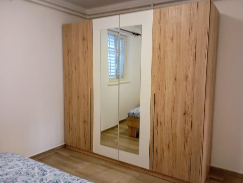 Bedroom, wardrobe