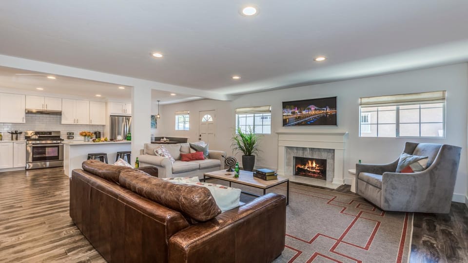 F-53 Trenton House in Garden Grove