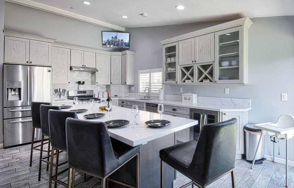 F-58 Mandos Hideaway House in Anaheim