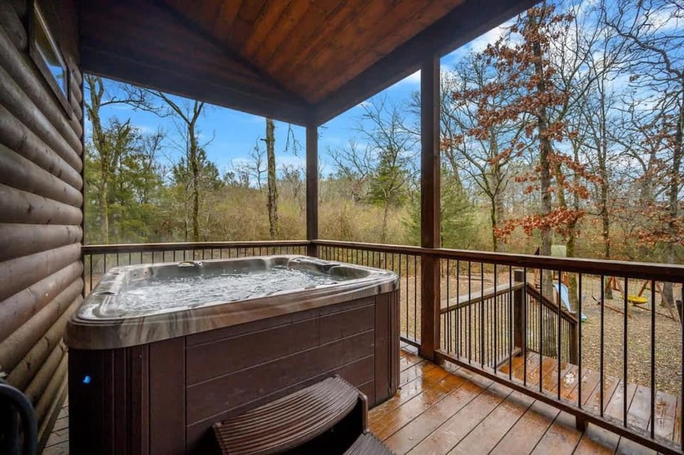 Day, Hot Tub, View (from property/room), Balcony/Terrace