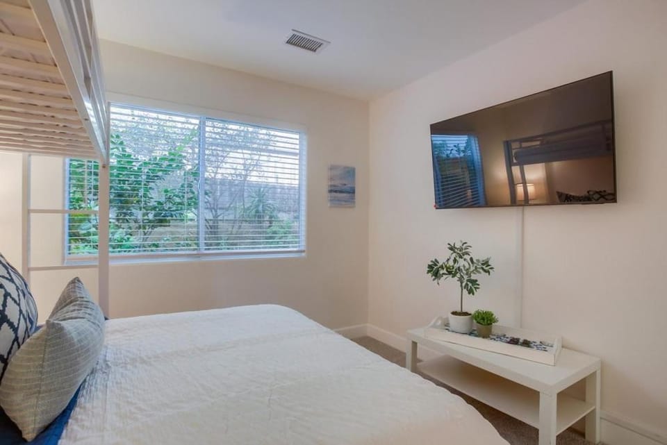 F-78 Seaside Escape House in Leucadia