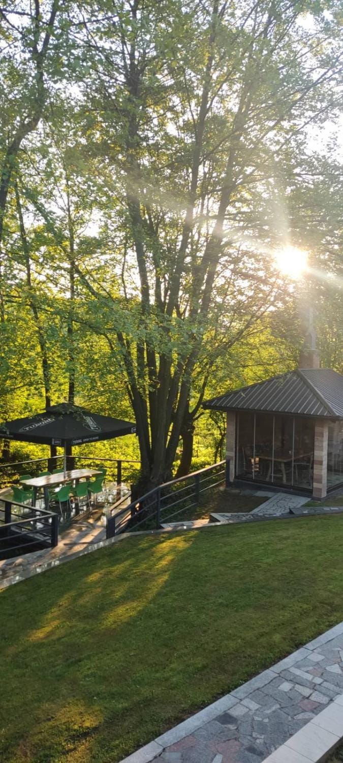 Weekend house Mali Raj House in Federation of Bosnia and Herzegovina