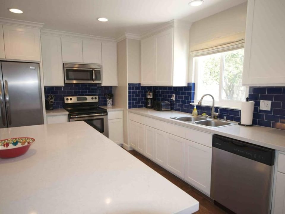 F-26 Andys House House in Anaheim