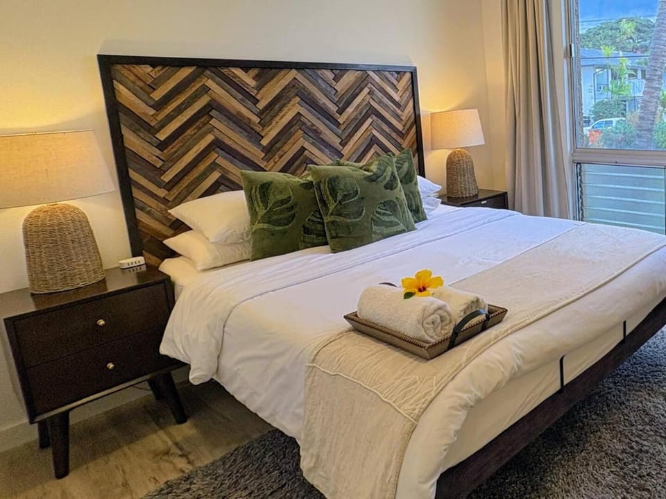 Family Fun! Selfie Wall, Walk to Beach, Pool,3 TV House in Kihei
