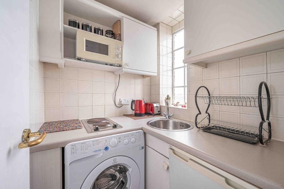 Panoramic views - Studio in South Kensington Apartment in City of Westminster