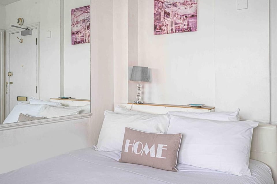 Panoramic views - Studio in South Kensington Apartment in City of Westminster
