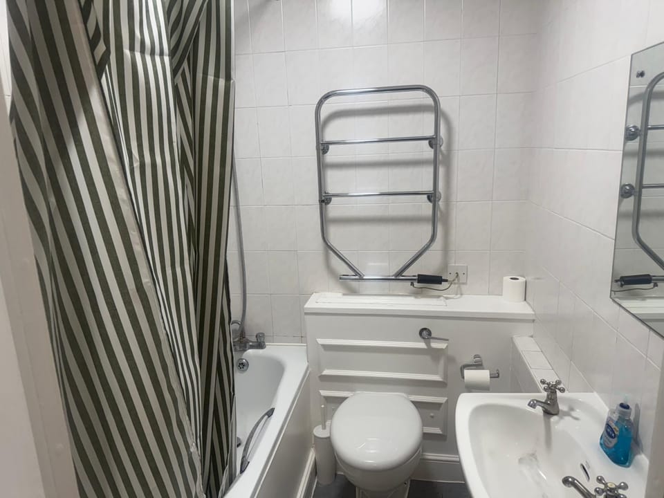 Cosy studio in Chelsea cloisters Hotel Apartment in City of Westminster