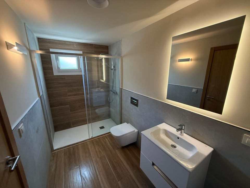 Grove Deluxe Apartamentos Apartment in O Salnés