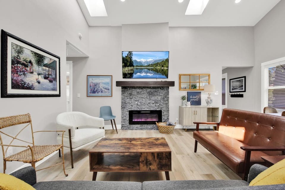 Living room, fireplace