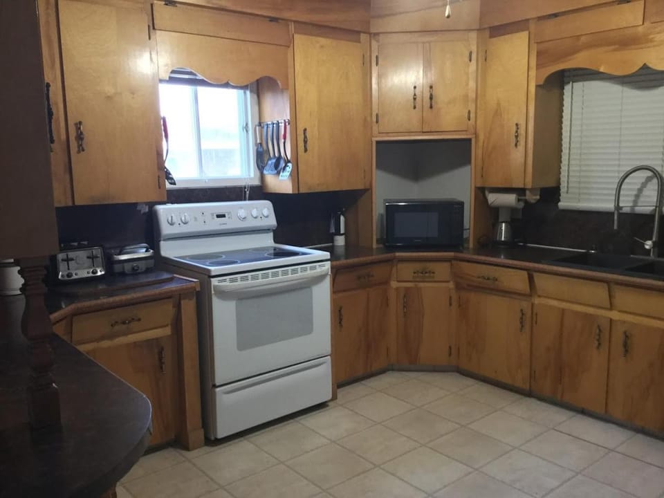 Whale Cove Suites Apartment in New Brunswick