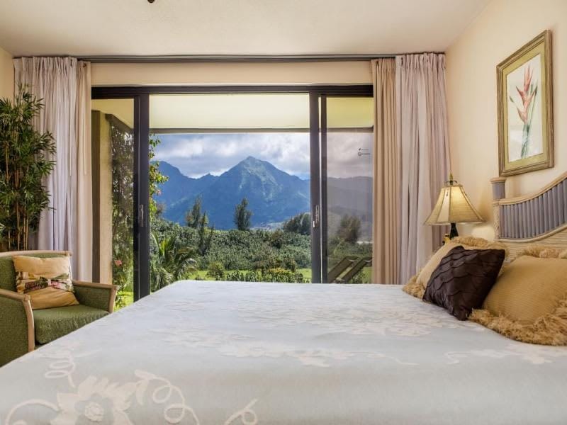 Ocean and Mountain Views Hanalei Bay Resort House in Princeville