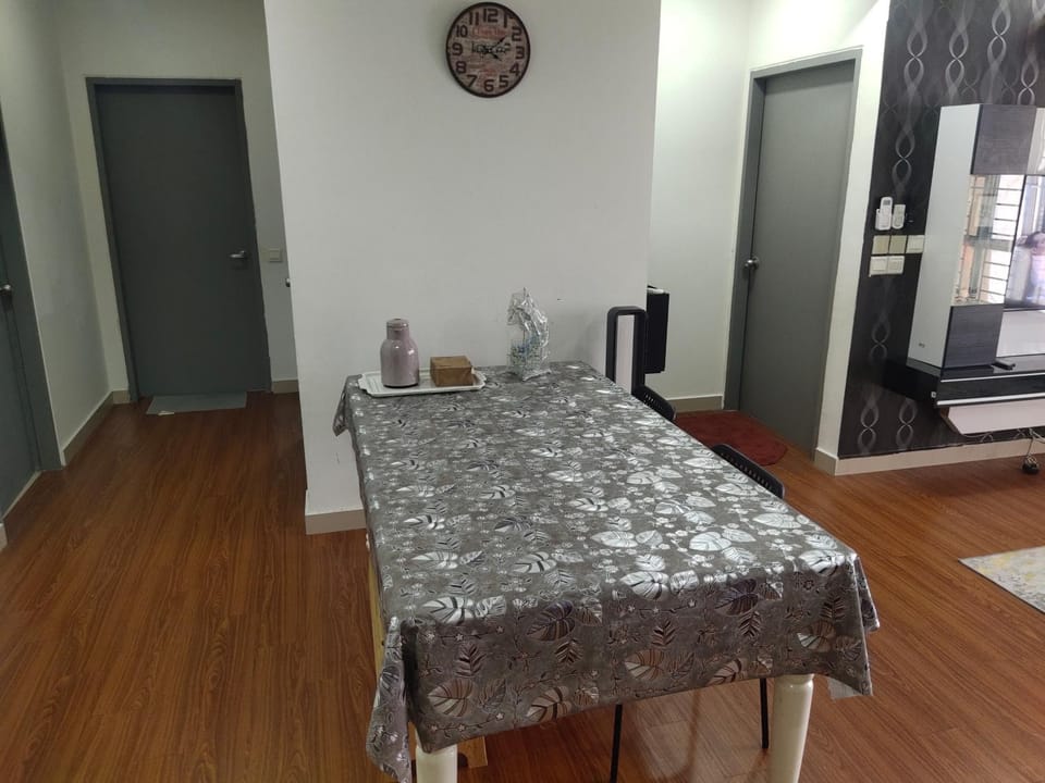 FA Homestay at Putrajaya Apartment in Putrajaya