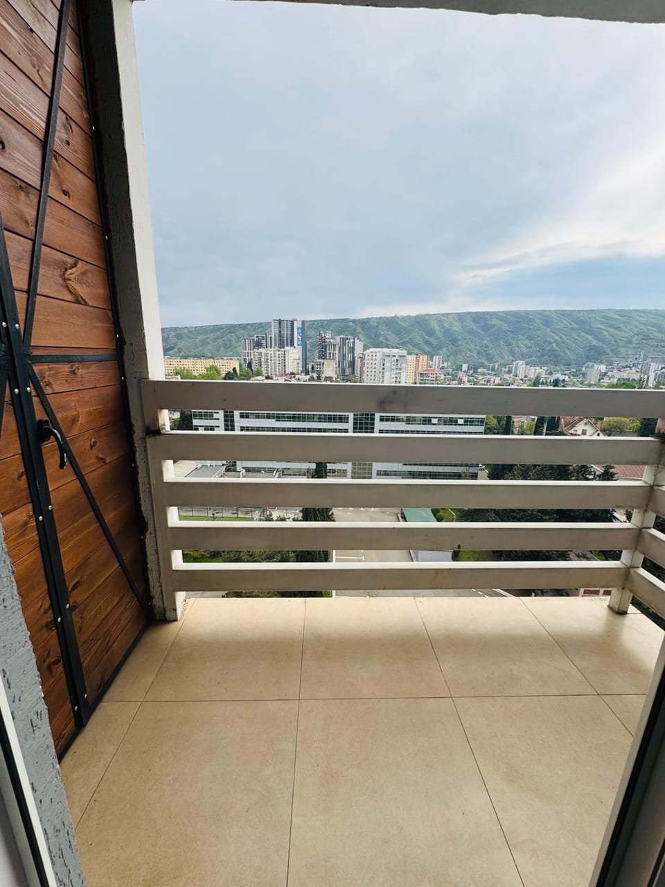 Day, Natural landscape, View (from property/room), Balcony/Terrace, City view, Mountain view