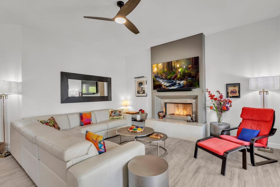Modern, Upgraded, Resort-Style House in Chandler