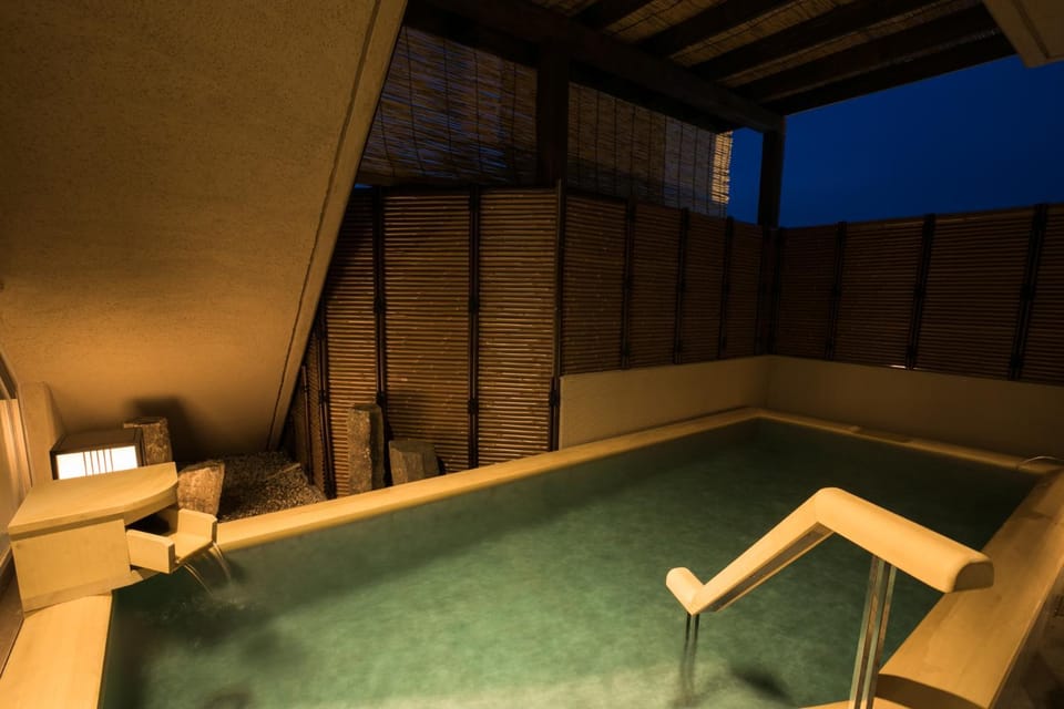 Hot Spring Bath, Open Air Bath