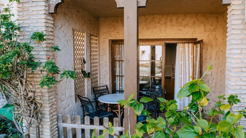 Patio, Balcony/Terrace